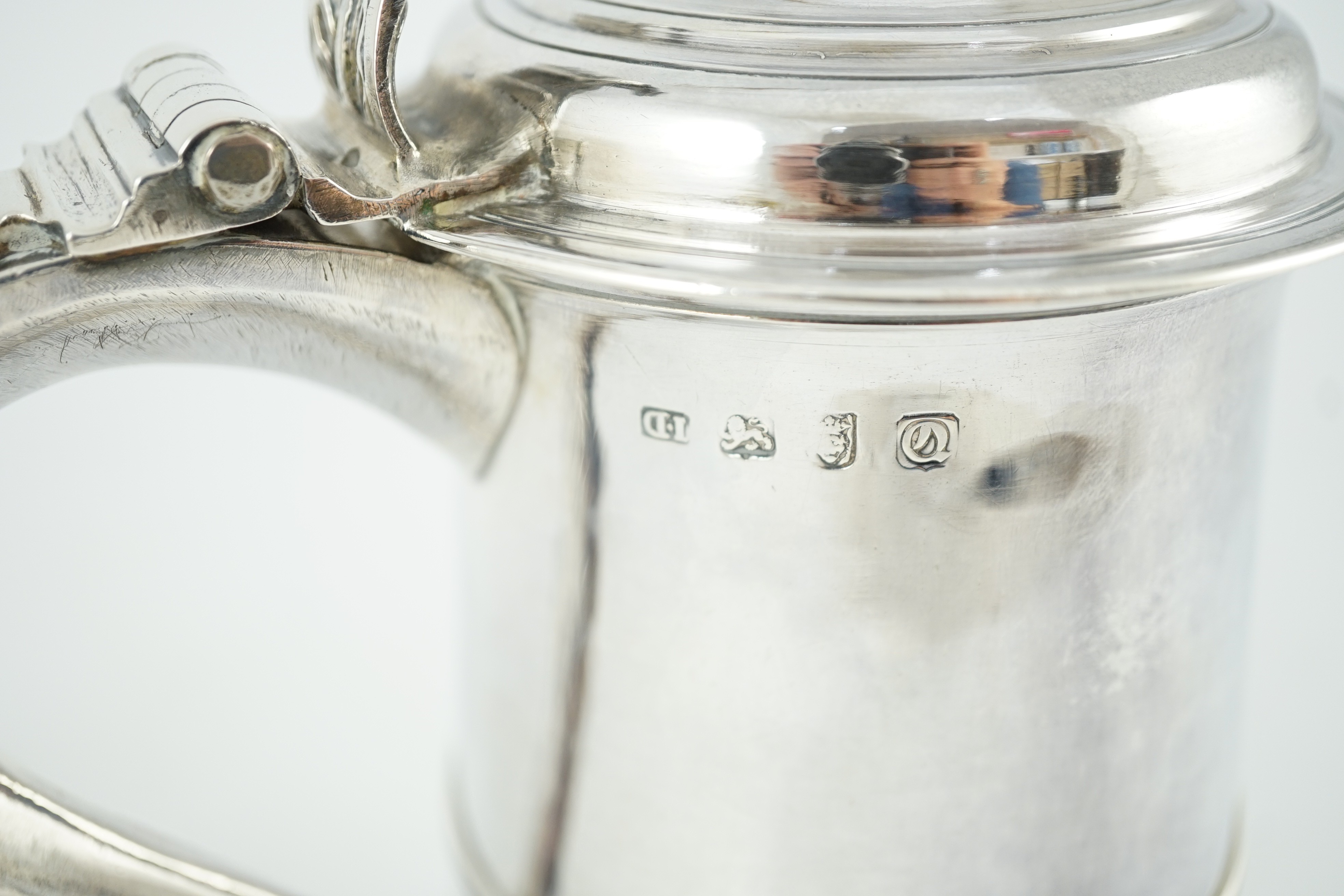 A George III silver tankard, maker I.D
